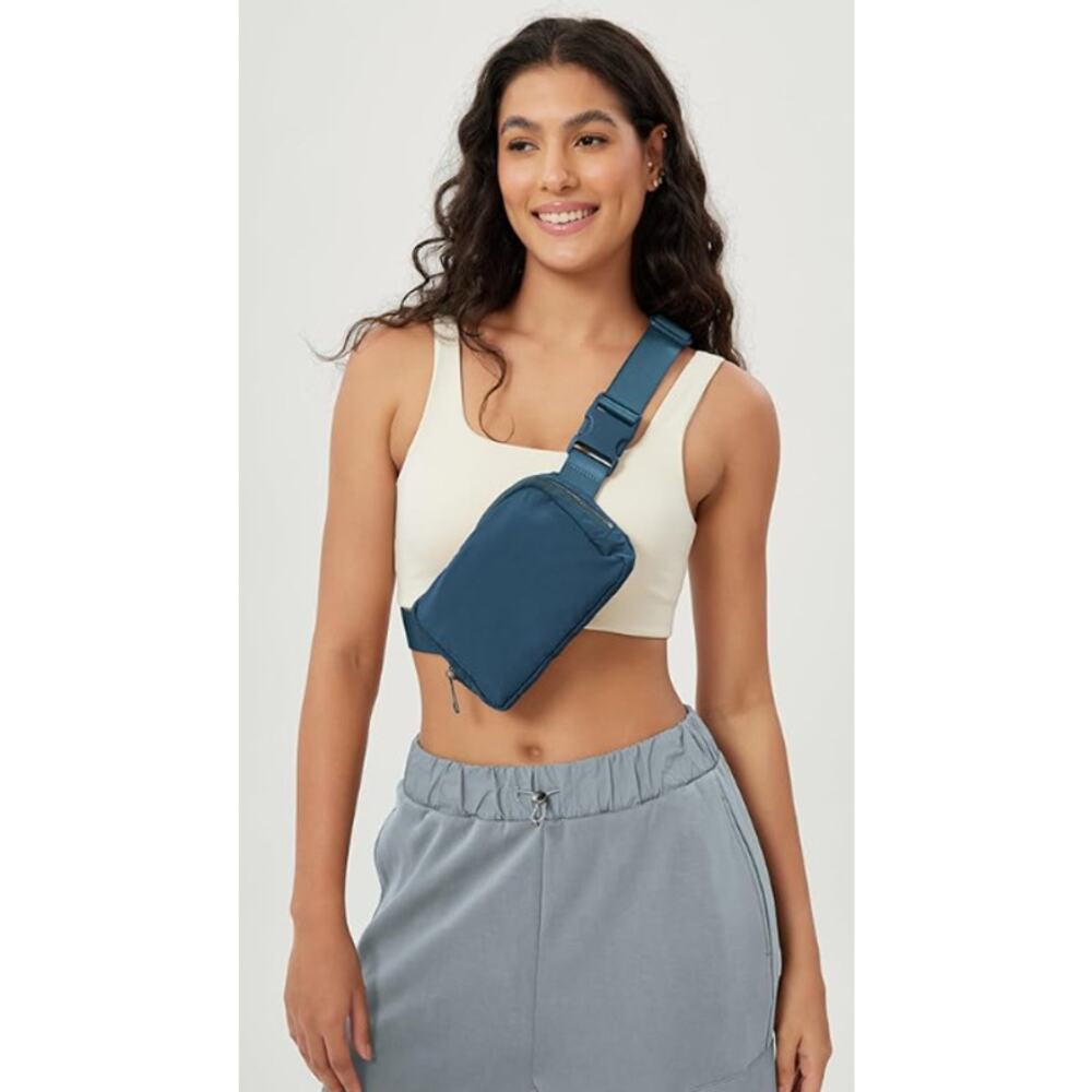 ODODOS Unisex Mini Belt Bag with Adjustable Strap Small Fanny Pack Navy Blue